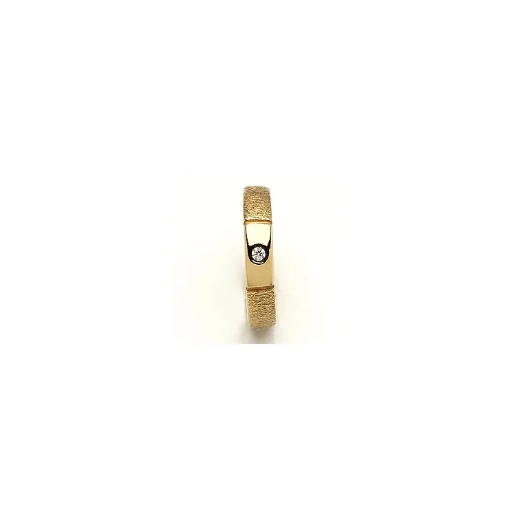 1 vihkisormus RS of Scandinavia 14 karaatin kultaa 0,02 ct