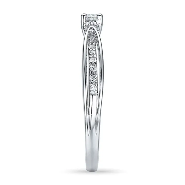 pyöreä timanttisormus 14 karaatin valkokultaa 0,14 ct