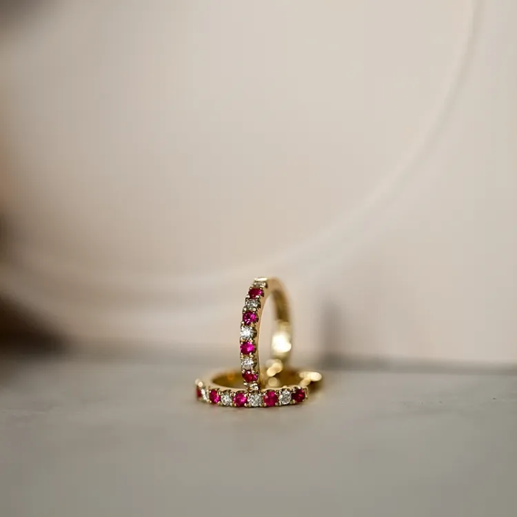 14 mm rubiini rengas 14 karaatin kultaa kanssa rubiini ja timantti 