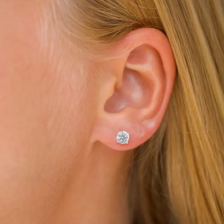 5,5 mm pyöreitä nappikorvakorut 9 karaatin kultaa kanssa zirkoni - Gold Collection