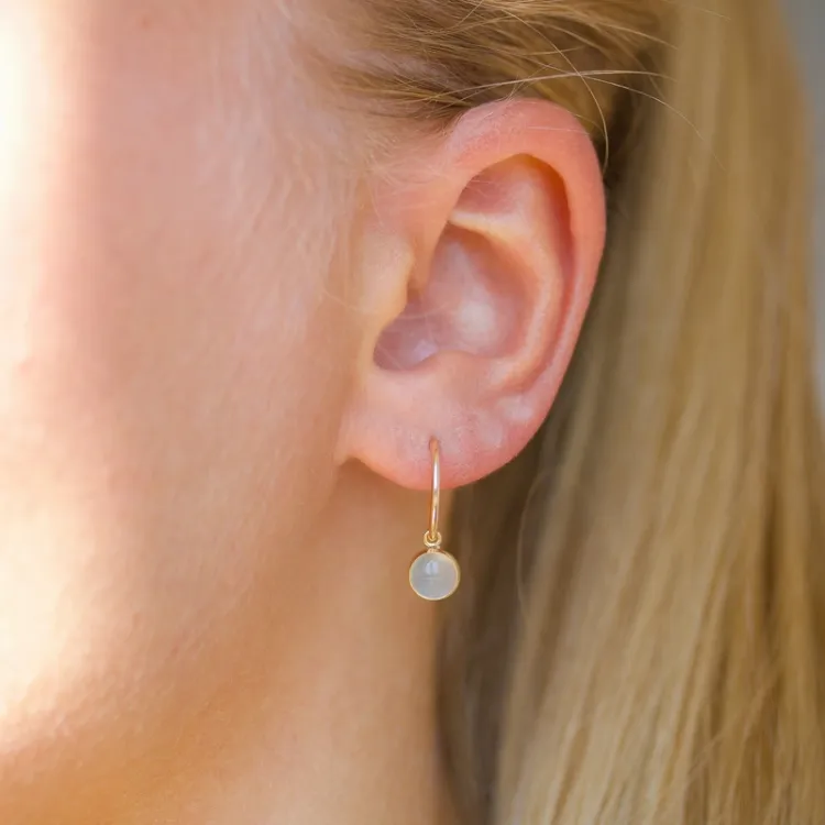 13 mm rengas 9 karaatin kultaa kanssa synteettistä kvartsia - Gold Collection