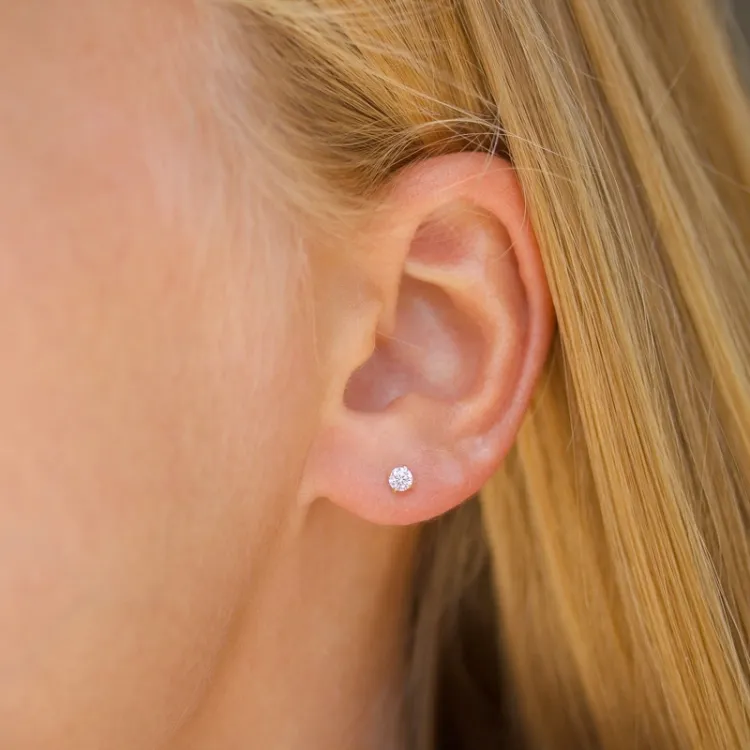3 mm pyöreitä korvarenkaat 14 karaatin kultaa kanssa zirkoni - Gold Collection