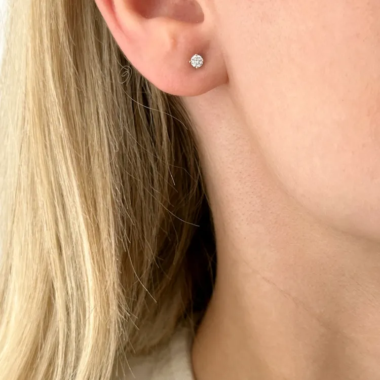 1/2 paria 3 mm korvarenkaat 14 karaatin kultaa kanssa zirkoni - Gold Collection