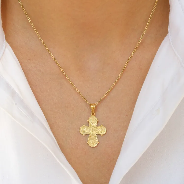 18 x 30 mm dagmarristi riipus jossa on ketju kullattua hopeaa riipus kullattua hopeaa - Amoré