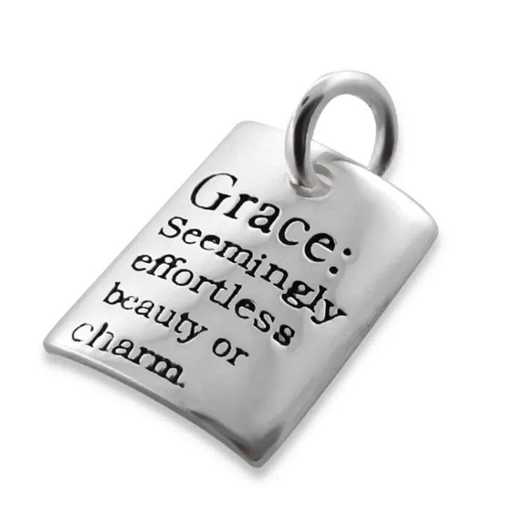 Grace riipus hopeaa