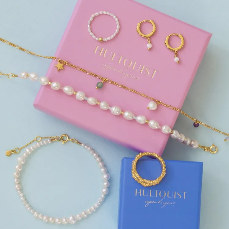 Hultquist Pastel pearl helmi rannekoru  kullattua hopeaa