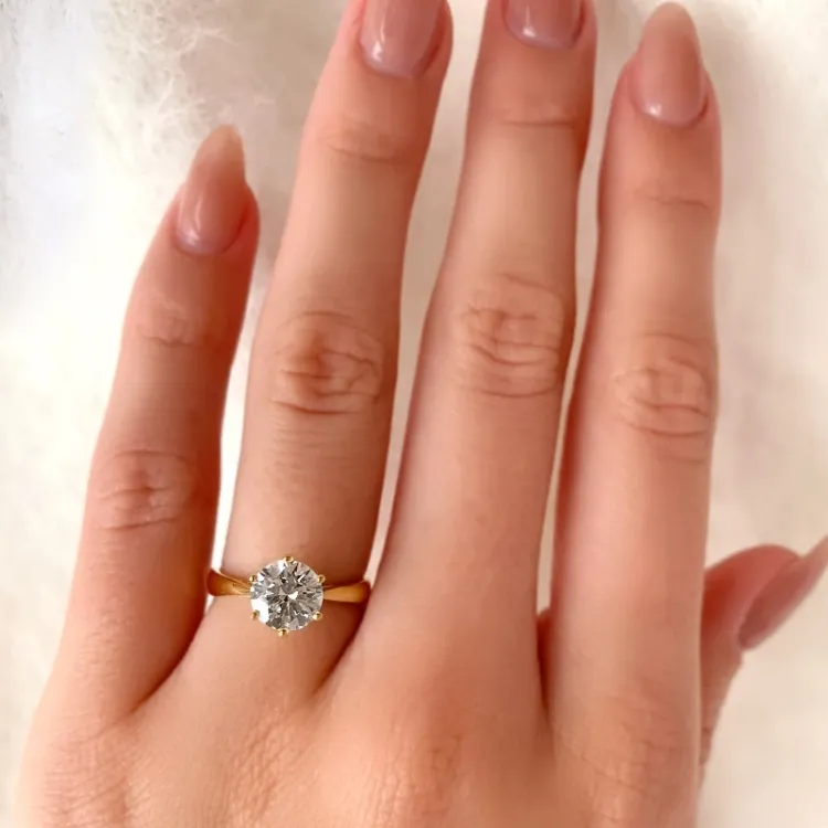 kultasormus solitaire-sormus 9 karaatin kultaa - Gold Collection