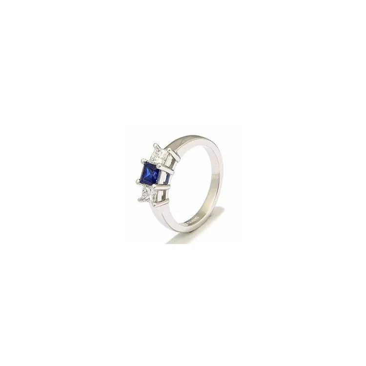 neliskulmainen safiiri sormus 14 karaatin valkokultaa 0,52 ct 0,36 ct