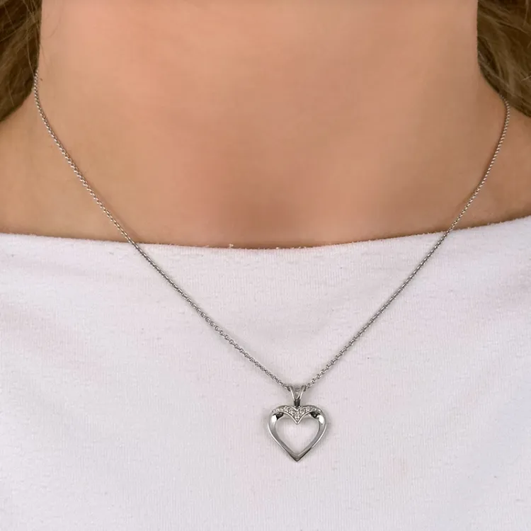 sydän timantti riipus 14 karaatti valkokultaa 0,05 ct