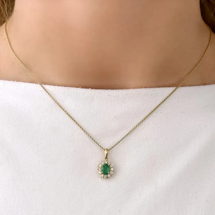 smaragdi ruusukeriipus 14 karaatti kultaa 0,26 ct 0,47 ct