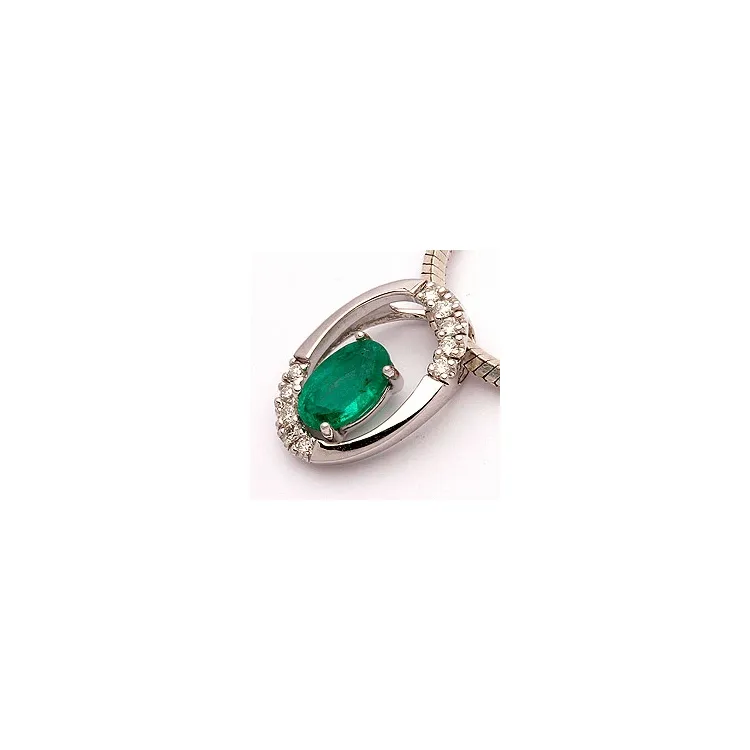 Smaragdi riipus 14 karaatti valkokultaa 0,06 ct 0,48 ct