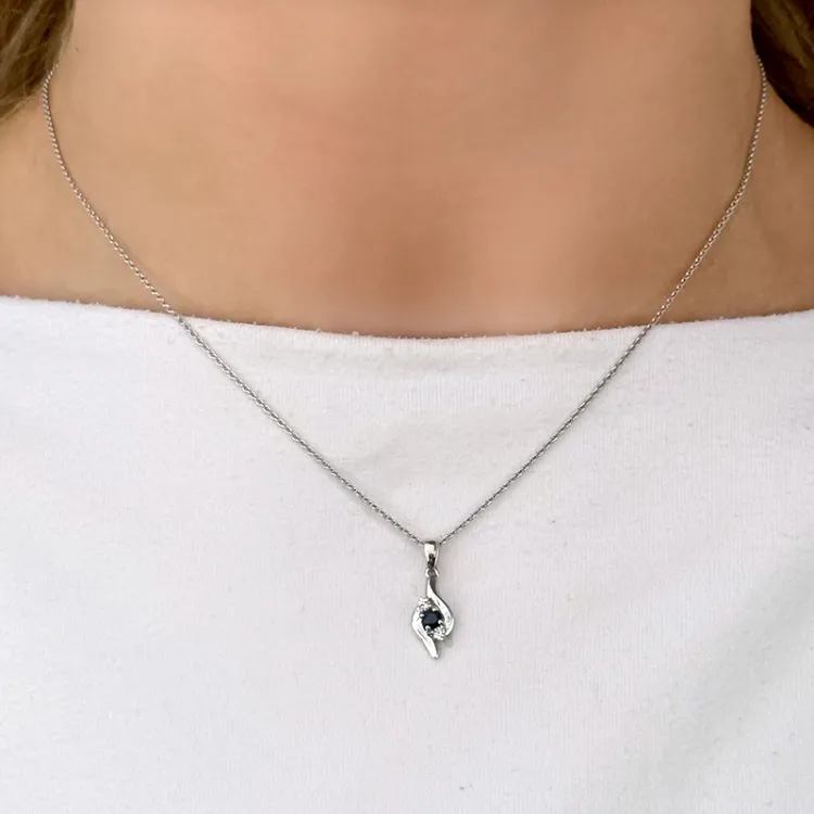 safiiri riipus 14 karaatti valkokultaa 0,05 ct 0,16 ct