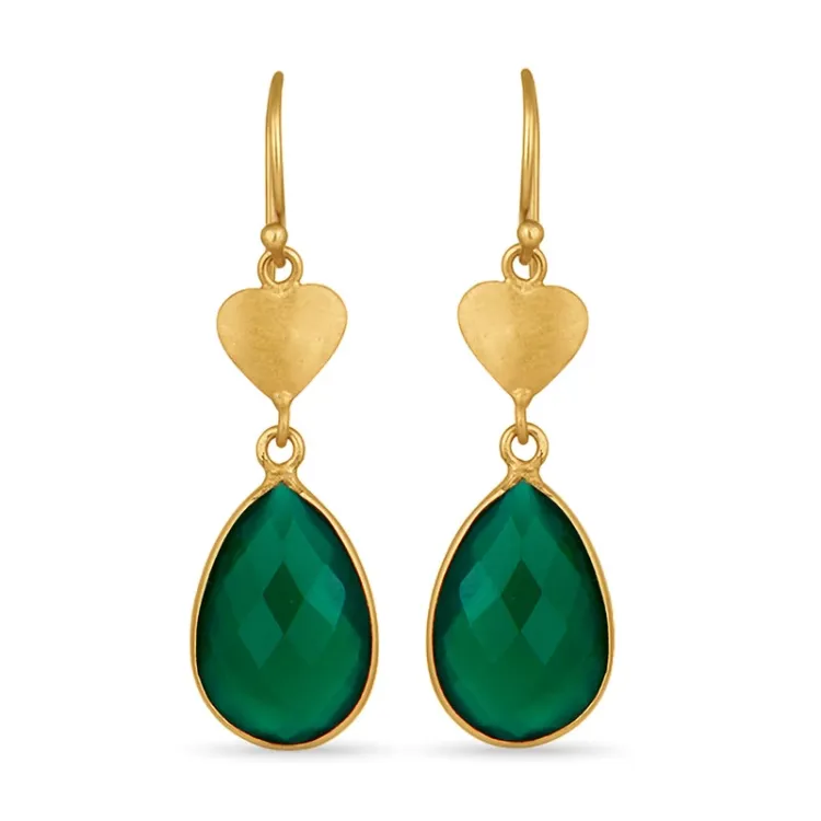 Pisaranmuotoinen onyx korvarenkaat  kullattua hopeaa