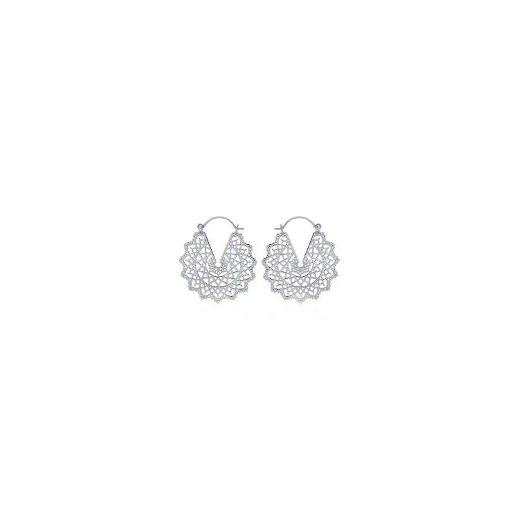 Suuria pyöreitä kuvio ear lines hopeaa