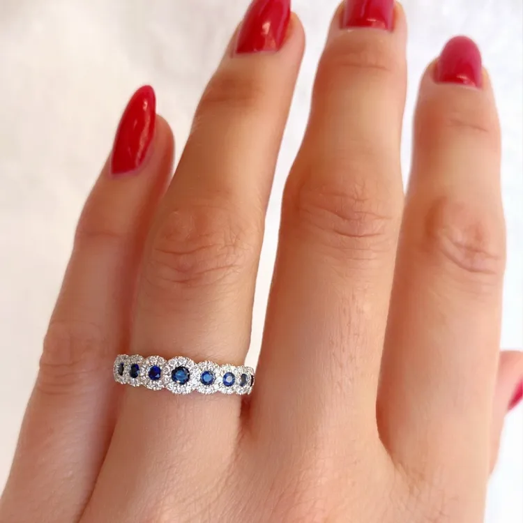 Safiiri briljanttisormus 14 karaatin valkokultaa 0,23 ct 0,46 ct