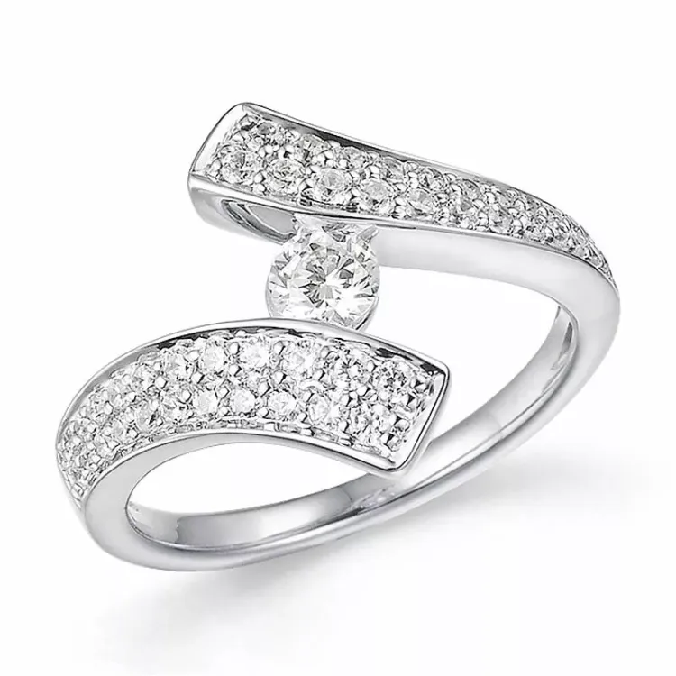 timantti valkokultasormus 14 karaatin valkokultaa 0,26 ct 0,44 ct
