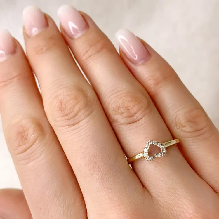 timantti sydänsormukset 14 karaatin kultaa 0,102 ct