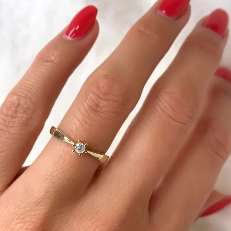 0,10 ct timantti solitaire-sormus 14 karaatin kultaa 0,10 ct