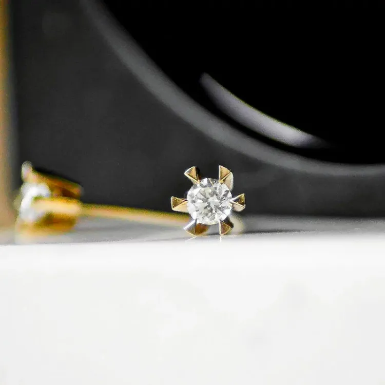 2 x 0,20 ct lab grown timantti solitaire-nappikorvakorut 14 karaatin kultaa kanssa lab grown timantti 