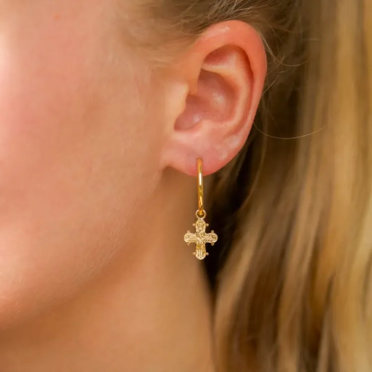 18 mm dagmarristi rengas  kullattua hopeaa - Amoré