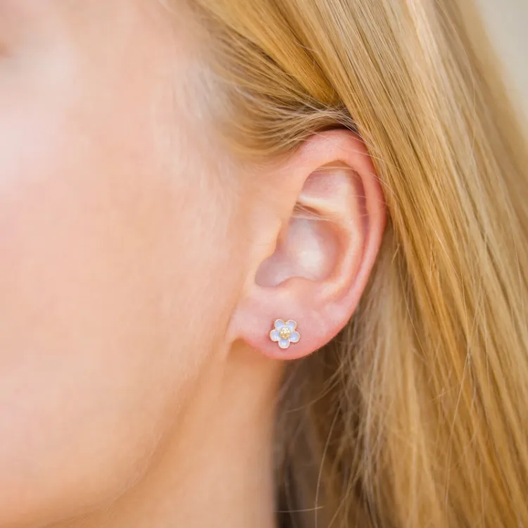 6 mm päivänkakkara lila nappikorvakorut  kullattua hopeaa - Majse