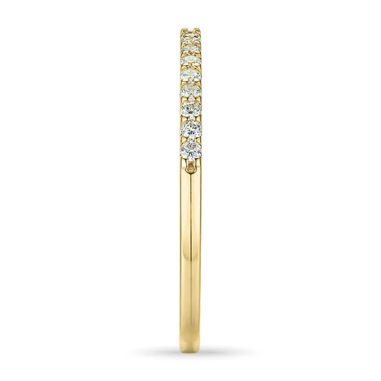 Kapea timantti alianssisormus 14 karaatin kultaa 0,15 ct