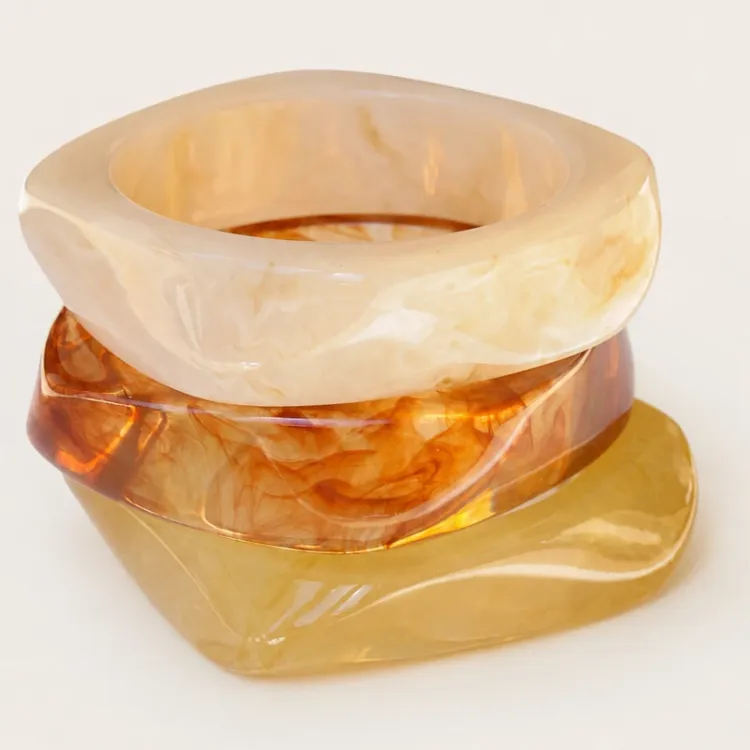 ruskea bangle hartsi - AURA