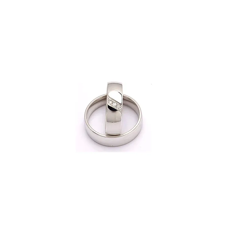 Vihkisormusta hopea 0,031 ct