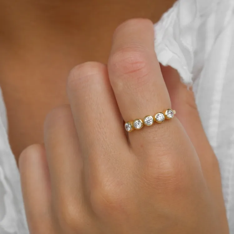 zirkoni sormus kullattua hopeaa - Bubbly Sparkle