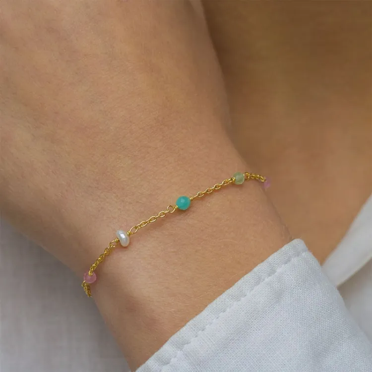 monivärinen kivi rannekoru kullattua hopeaa  x 4 mm  - Loom Stones