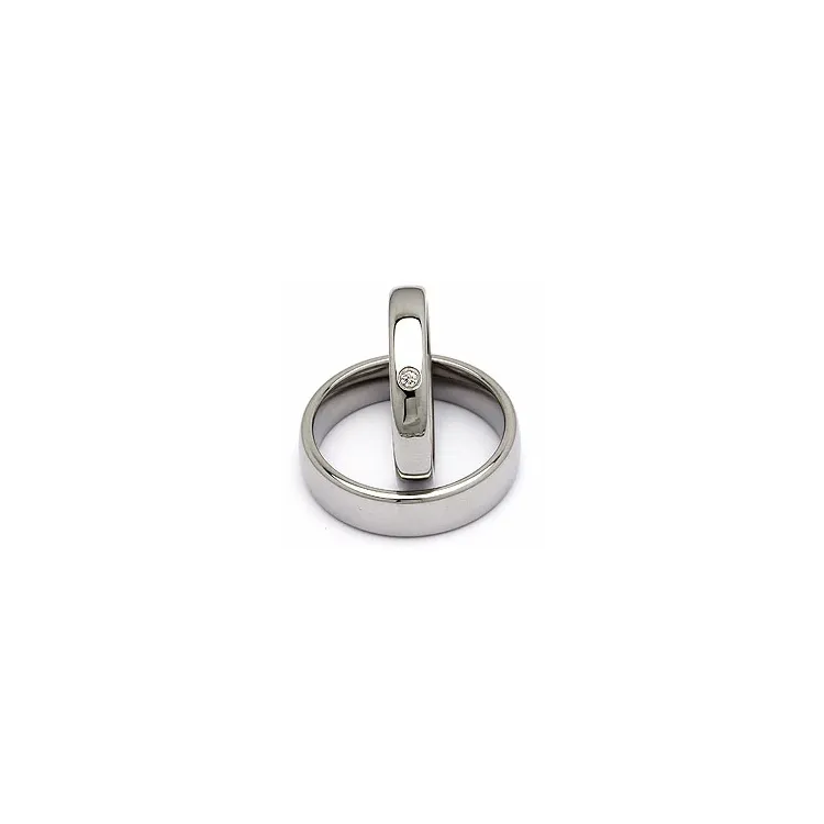 Vihkisormusta teräs 0,025 ct