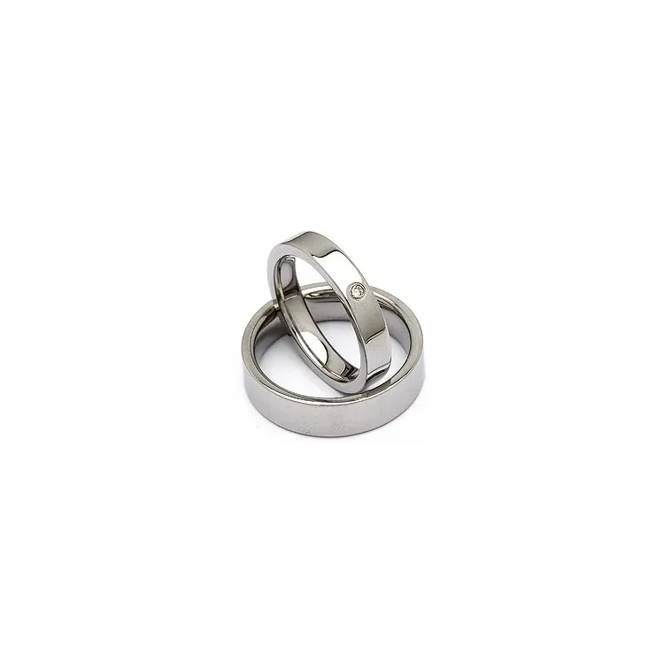 Vihkisormusta teräs 0,025 ct