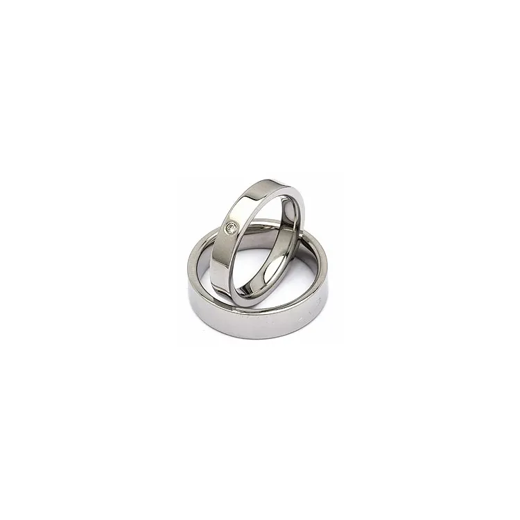 Vihkisormusta teräs 0,025 ct