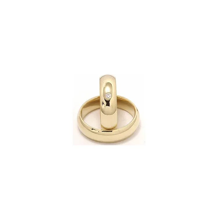 Vihkisormusta 9 karaatin kultaa 0,05 ct