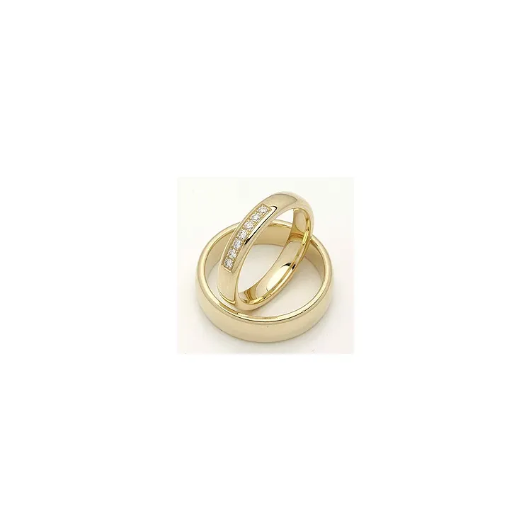 Vihkisormusta 14 karaatin kultaa 0,116 ct