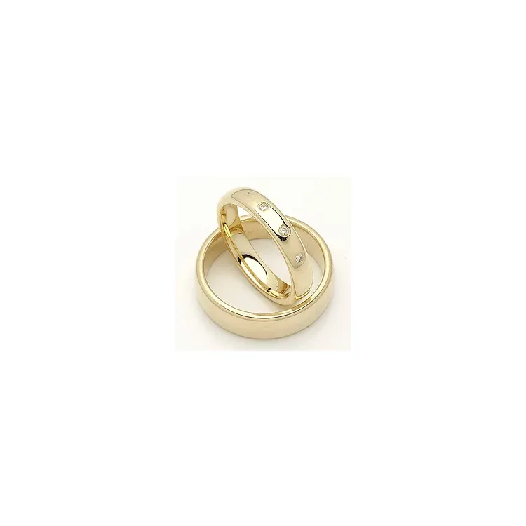 Vihkisormusta 14 karaatin kultaa 0,045 ct