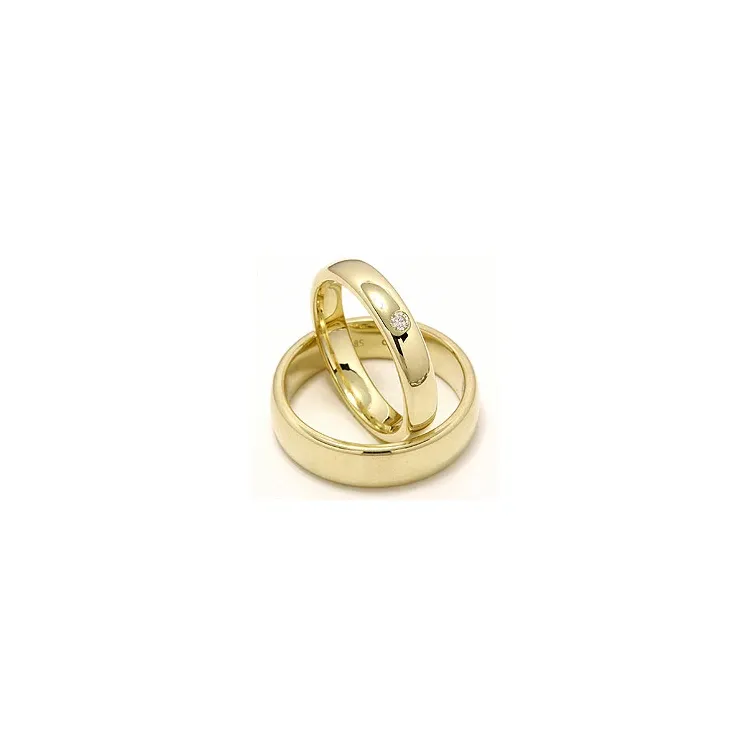 Vihkisormusta 9 karaatin kultaa 0,05 ct