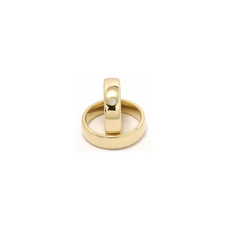 Vihkisormusta 9 karaatin kultaa 0,05 ct