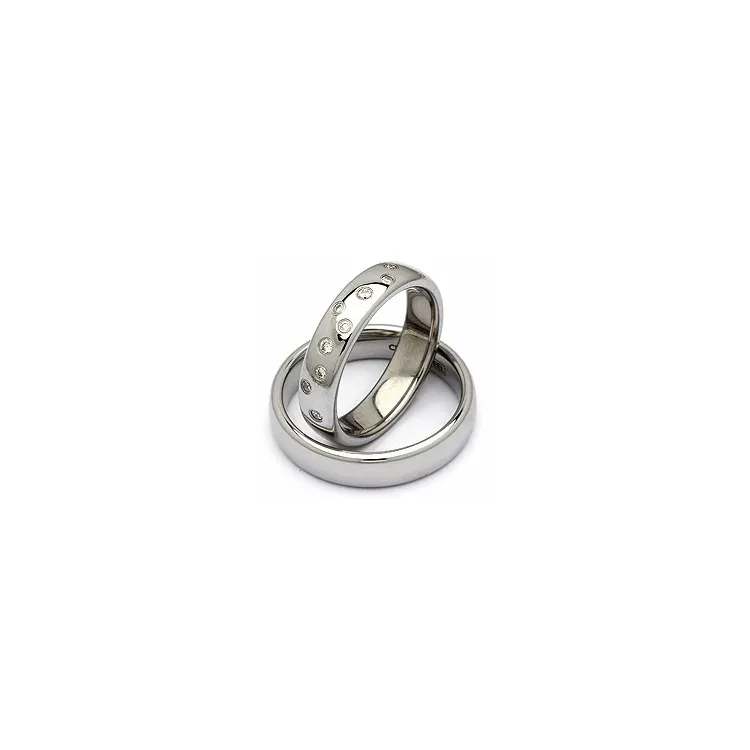 Vihkisormusta teräs 0,126 ct
