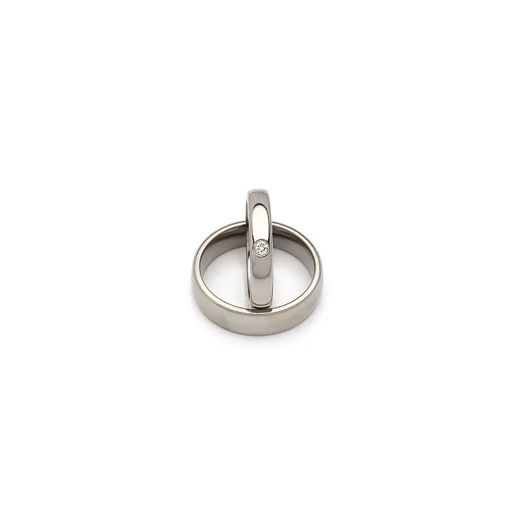 Vihkisormusta titaani 0,05 ct