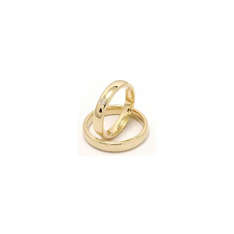 Vihkisormusta 9 karaatin kultaa 0,05 ct