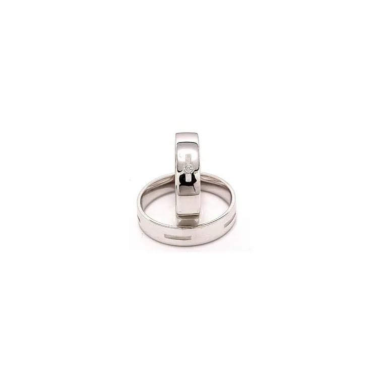 Vihkisormusta 14 karaatin valkokultaa 0,035 ct - setit