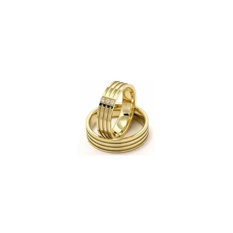 Vihkisormusta 14 karaatin kultaa 0,018 ct - setit