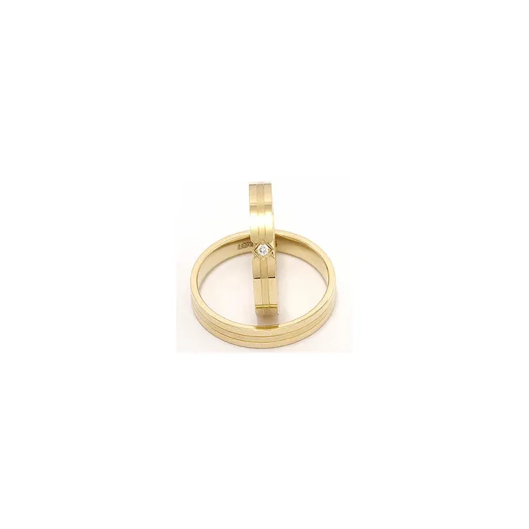 timantti vihkisormusta 14 karaatin kultaa 0,018 ct - setit