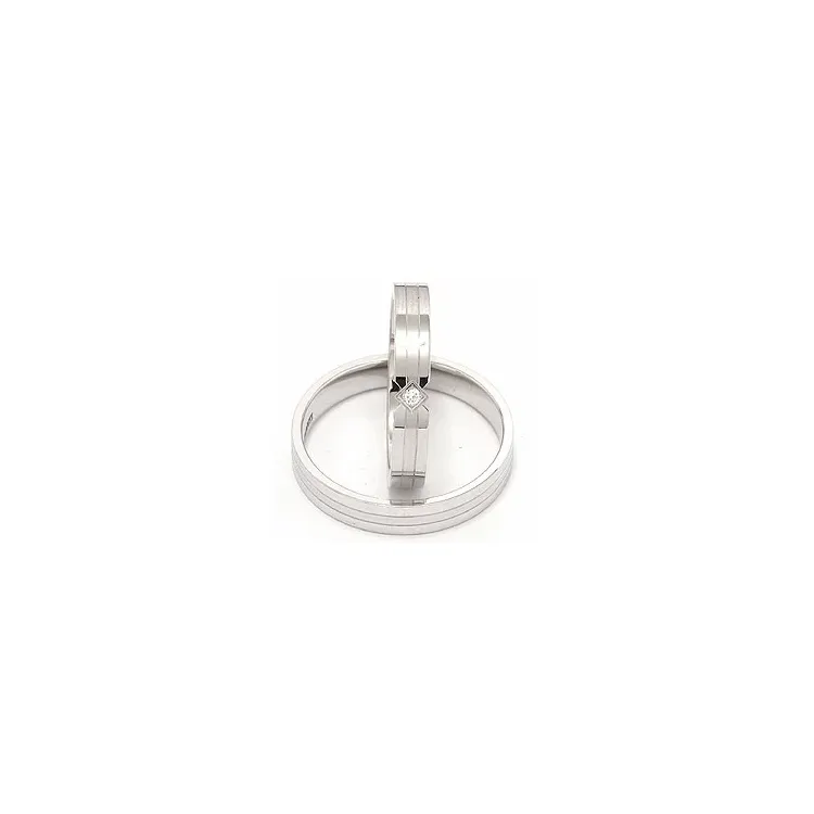 timantti vihkisormusta 14 karaatin valkokultaa 0,018 ct - setit