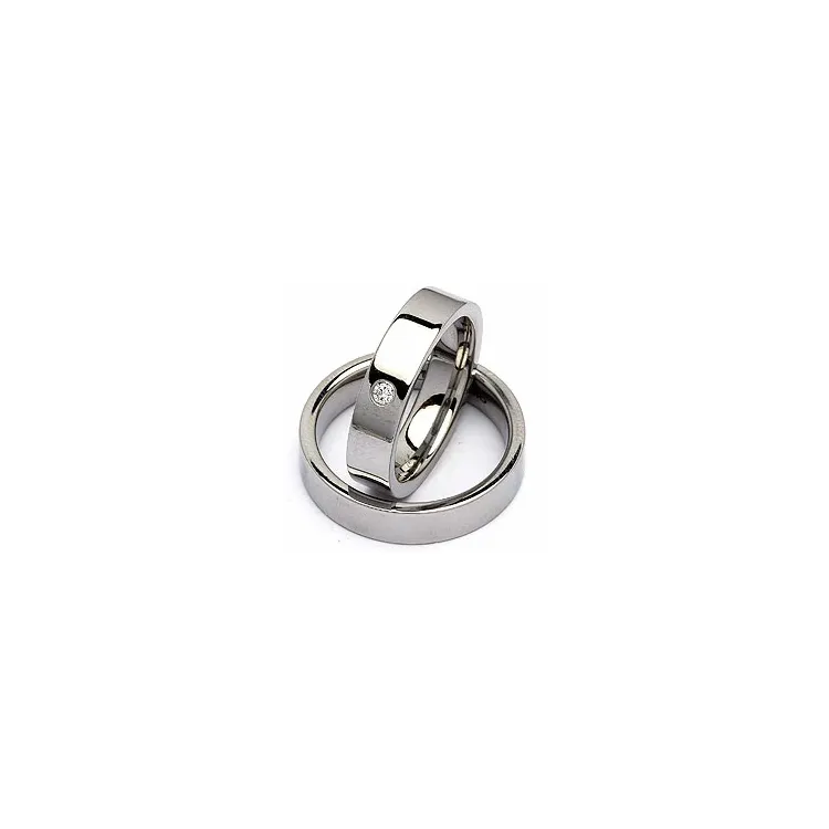 Vihkisormusta teräs 0,05 ct