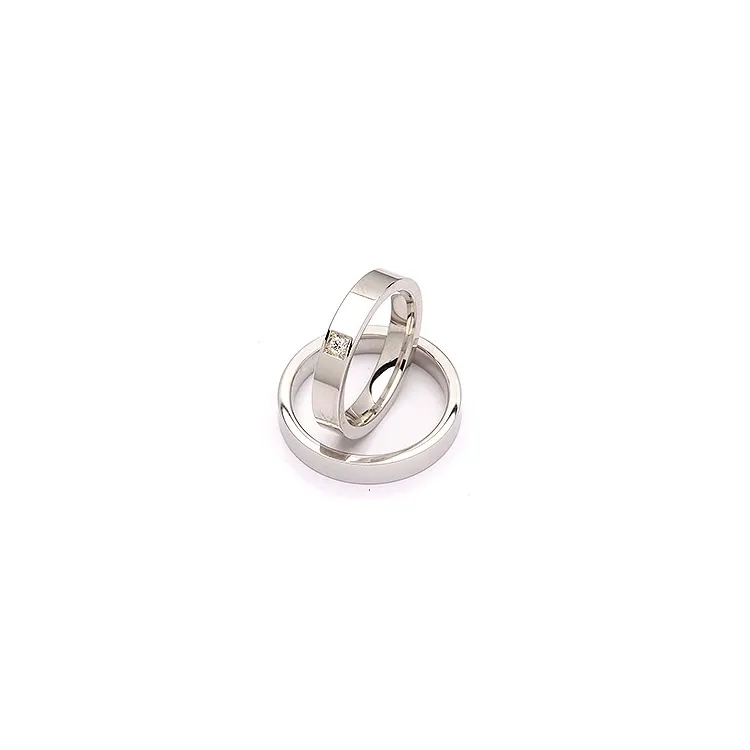 Vihkisormusta hopea 0,05 ct