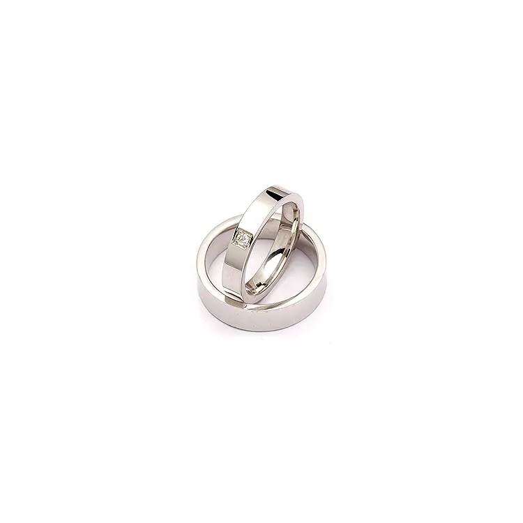 Vihkisormusta hopea 0,05 ct