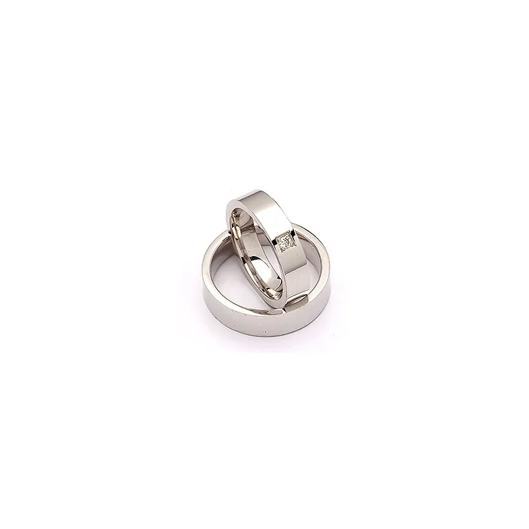 Vihkisormusta hopea 0,05 ct
