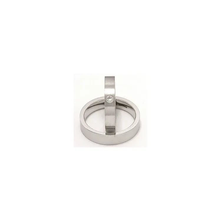 Vihkisormusta 14 karaatin valkokultaa 0,05 ct - setit
